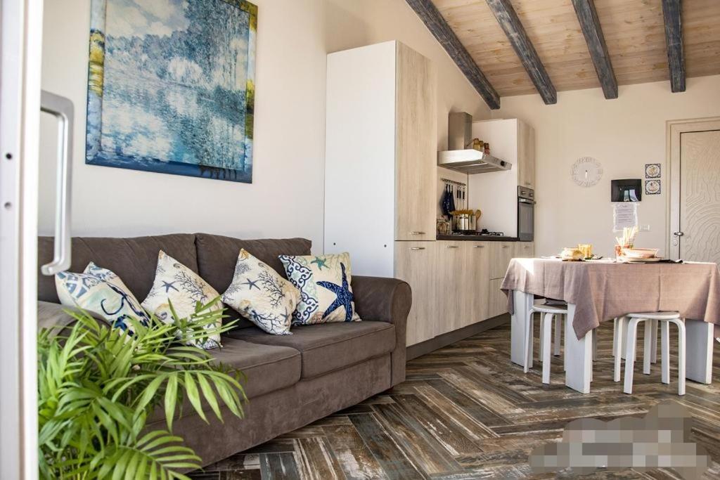 Tra blu e celeste Apartment Castelsardo Exterior foto